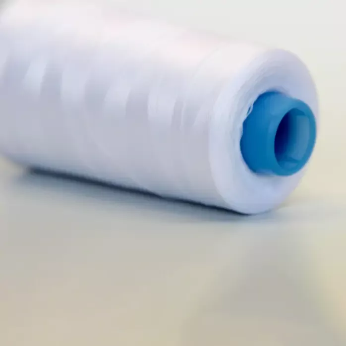 Ață de cusut suprablocată cu textura 100% poliester